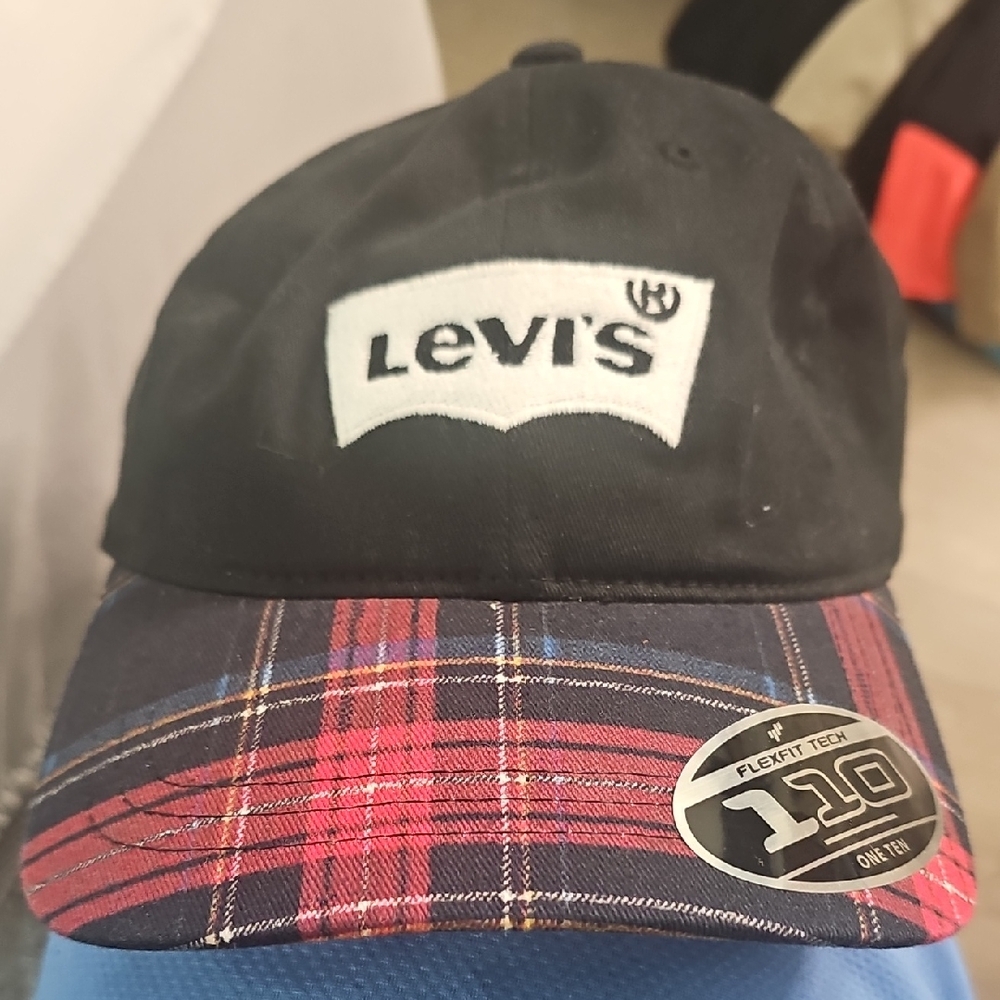 Levi's Black Cap with Red Plaid Brim Adjustable One Ten 110